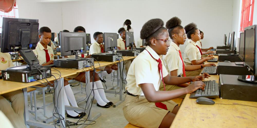 Sam's Park High School School Lab